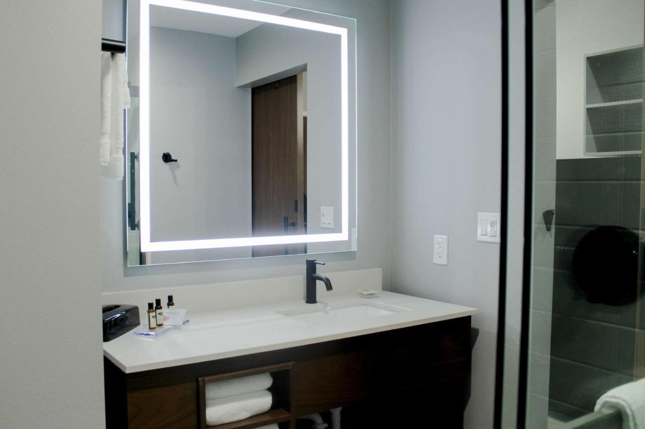 Hawthorn Extended Stay By Wyndham Oklahoma City Airport Buitenkant foto