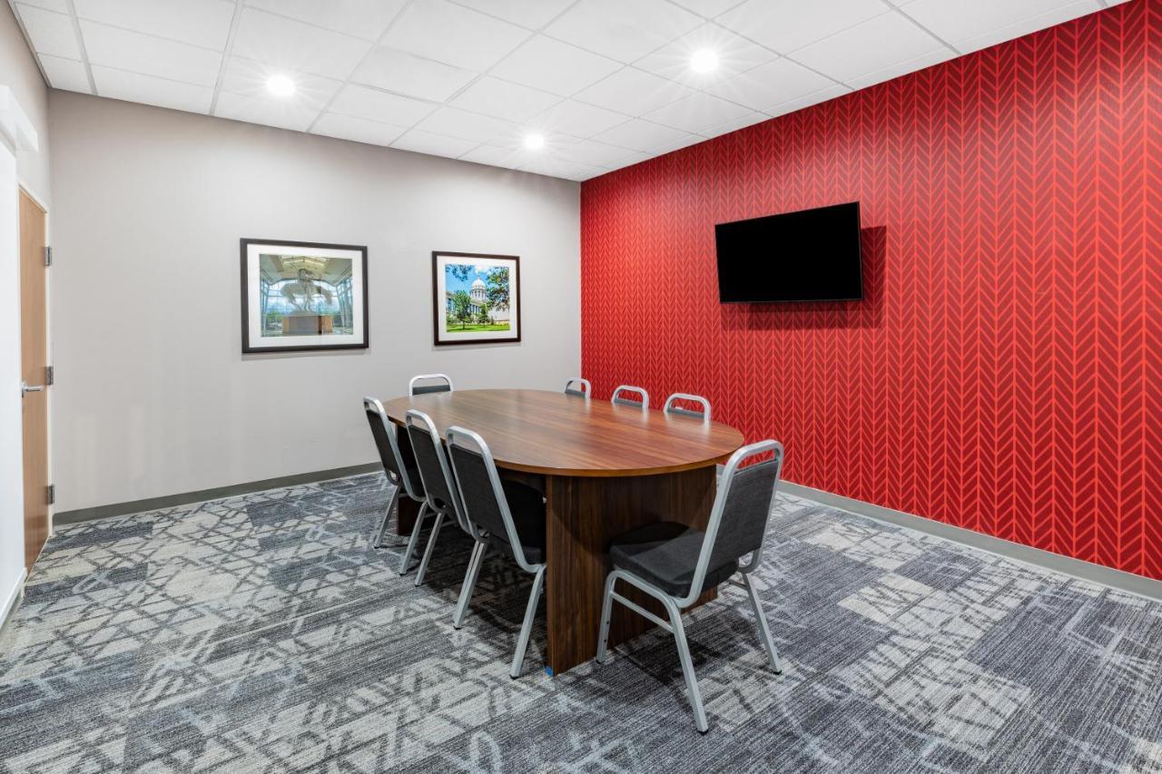 Hawthorn Extended Stay By Wyndham Oklahoma City Airport Buitenkant foto